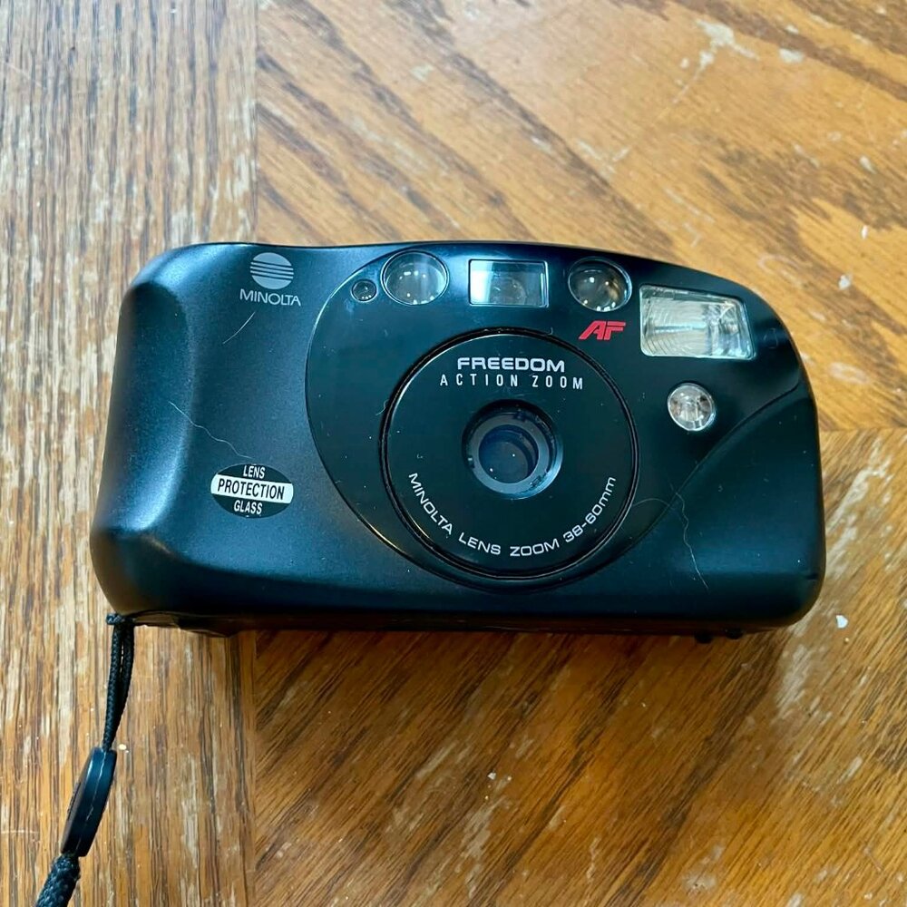 SOLD Minolta Freedom Action Zoom